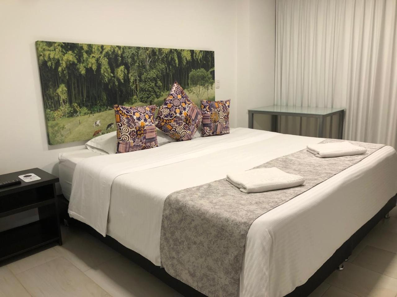 Luxury Hotel サンタ・ロサ・デ・カバル エクステリア 写真