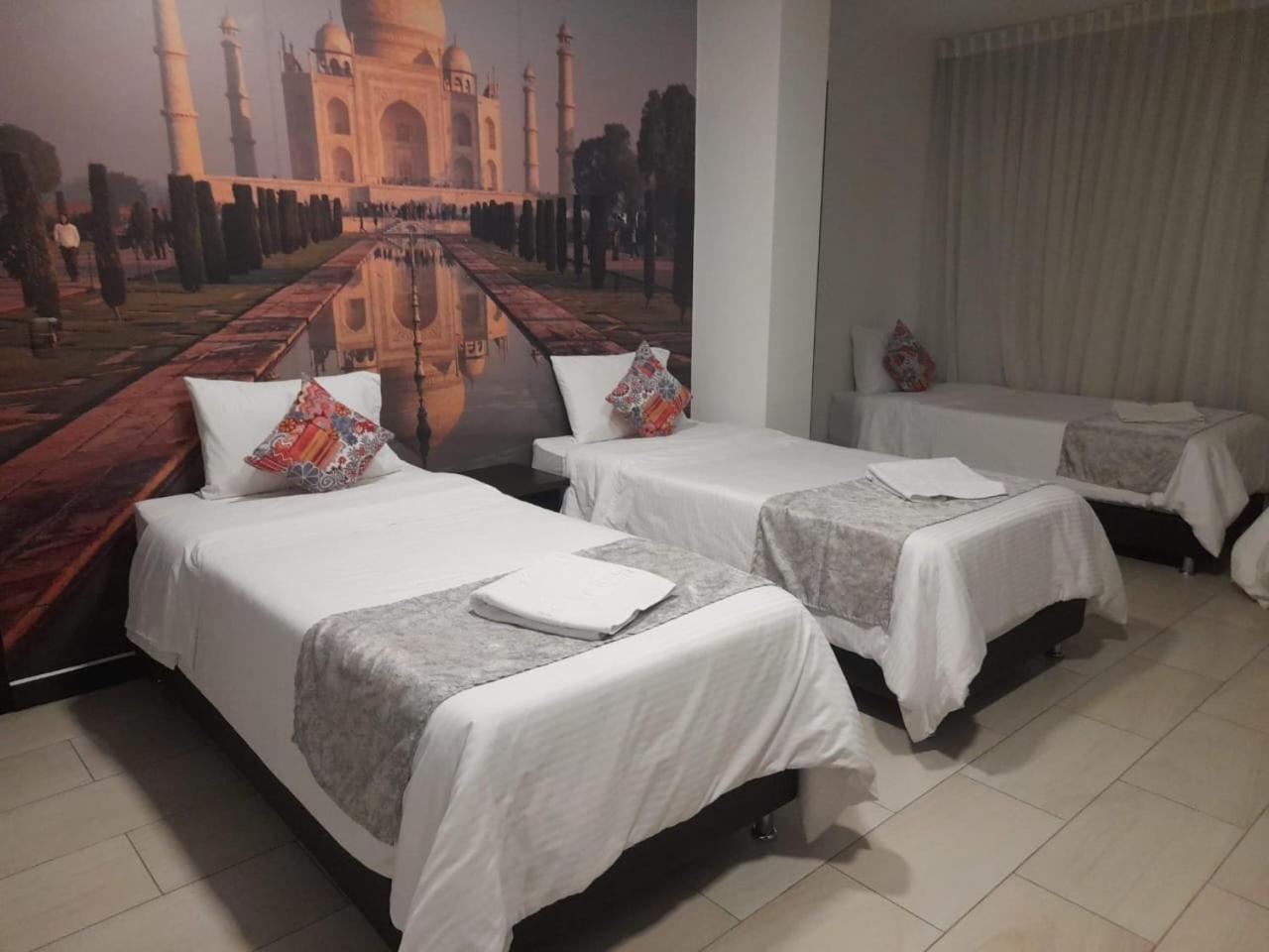 Luxury Hotel サンタ・ロサ・デ・カバル エクステリア 写真